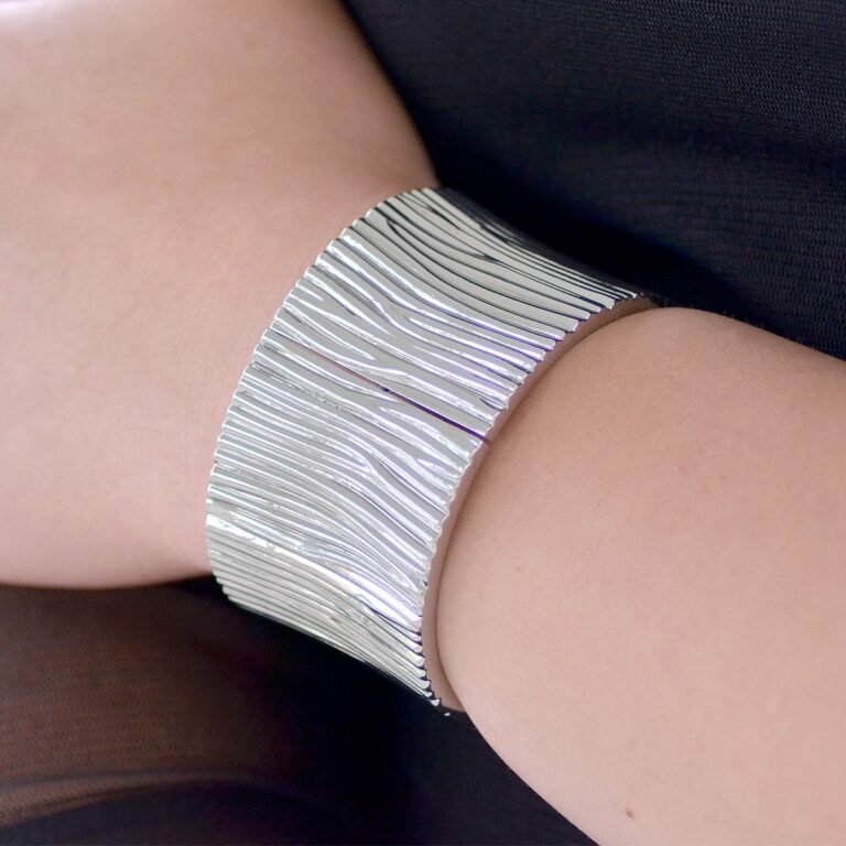 ✨Wild Stripes Bracelet✨