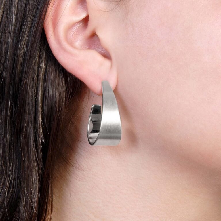 ✨Matte Details Earrings✨